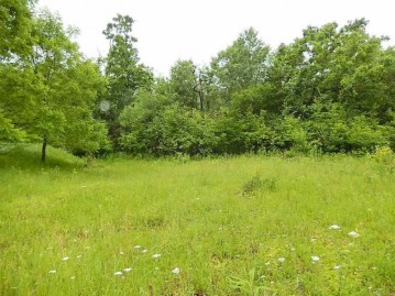 28 AC County Road D, Eastman, WI 54626