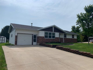 118 S Splinter St, Cuba City, WI 53807