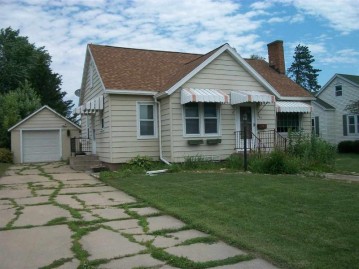 465 West Ave, Mauston, WI 53948