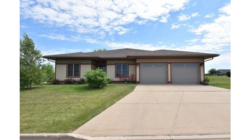 201 Diamond Oaks Dr Dodgeville, WI 53533 by Potterton Rule Real Estate Llc $219,000