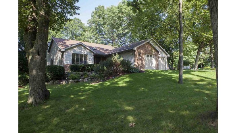 430 Clearbrooke Terr Cottage Grove, WI 53527 by Badger Realty Team $384,900