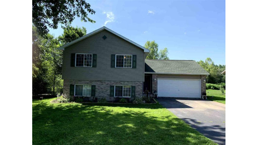 E9389 Magnolia Ct Dellona, WI 53965 by Re/Max Preferred $239,000