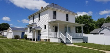 503 Jackson St, Cuba City, WI 53807