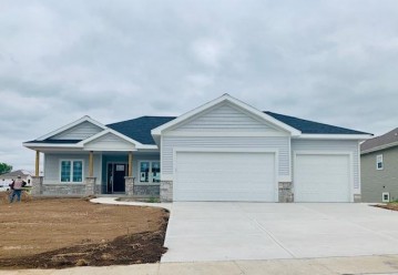 6592 Wolf Hollow Rd, Windsor, WI 53598