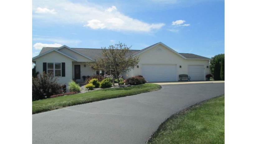 13441 W Northfield Crossing Union, WI 53536 by Century 21 Affiliated $279,900