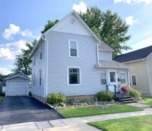 153 W 6th St, Richland Center, WI 53581