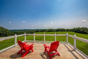 2370 Adams Hill Rd, Highland, WI 53543