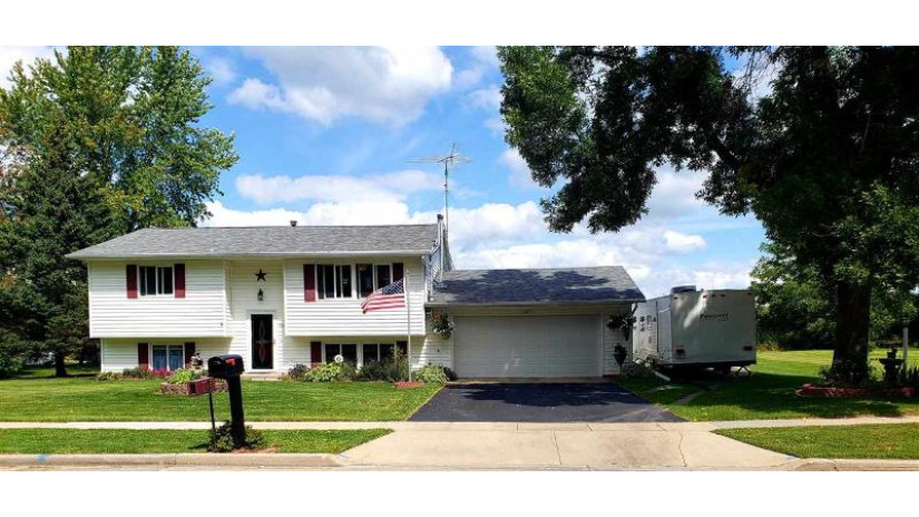 700 Edgewood Dr Waupun, WI 53963 by My Property Shoppe Llc $185,000