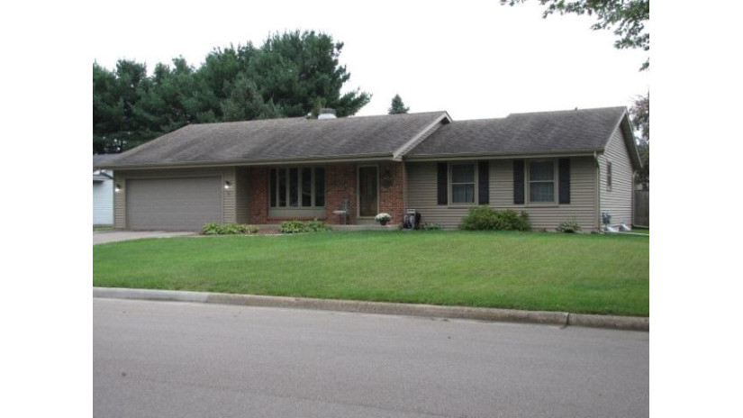 3424 Berkshire Rd Janesville, WI 53546 by Coldwell Banker The Realty Group $184,900