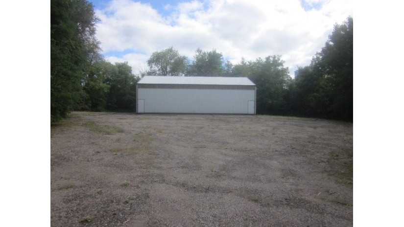 E11153 Terrytown Rd Baraboo, WI 53913 by Gavin Brothers Auction Llc $175,000