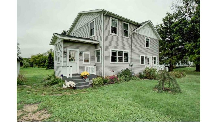 9705 Kahl Rd Black Earth, WI 53515 by Bunbury & Assoc, Realtors $238,900