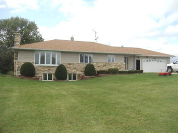 N2916 W Center Rd, Waupun, WI 53963