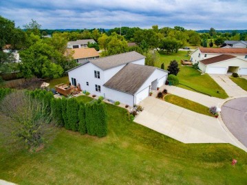 413 David Cir, Arena, WI 53503