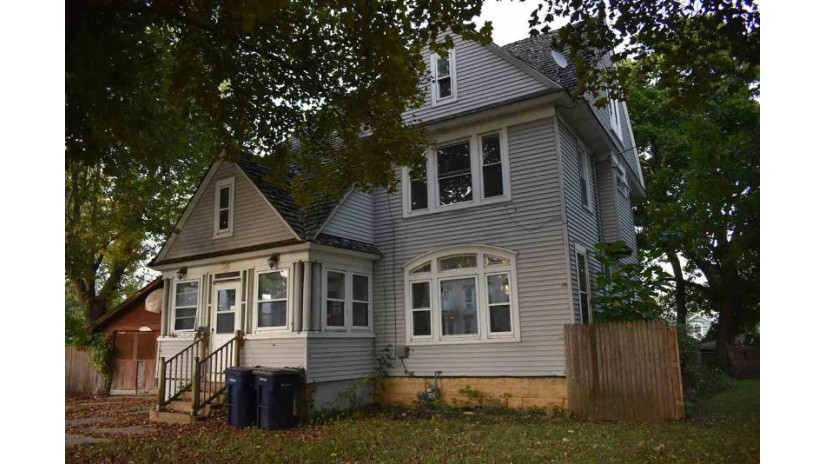 316 Madison St Janesville, WI 53548 by Century 21 Affiliated $59,900