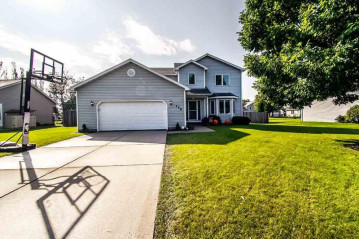 136 Albert Cir, Belleville, WI 53508