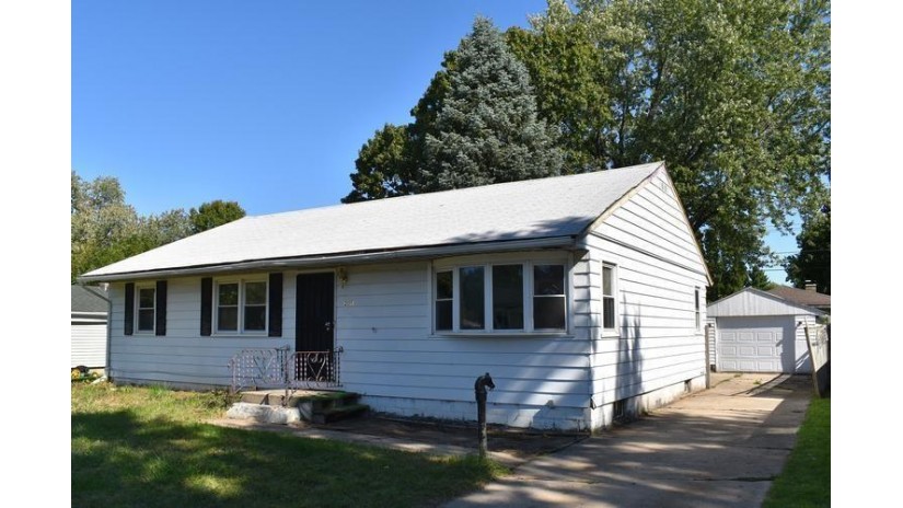 2015 Meadow Dr Beloit, WI 53511 by Century 21 Affiliated $62,500
