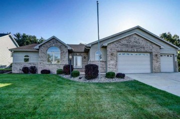 5891 Lexington St, McFarland, WI 53558