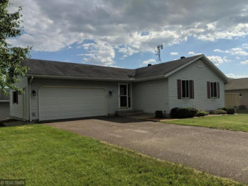 209 Mound Park Dr, Elk Mound, WI 54739