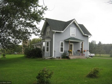 N6869 570th St, Beldenville, WI 54003