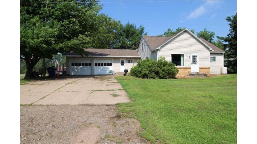 210074 Palace Street Hatley, WI 54440 by Amaximmo Llc $129,000