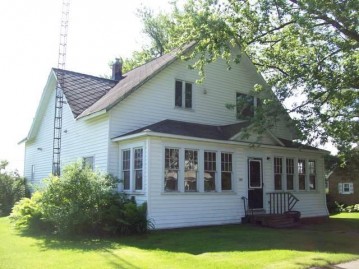 304 North Division Street, Loyal, WI 54446