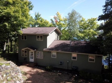 8100 Bow Rd, Presque Isle, WI 54557