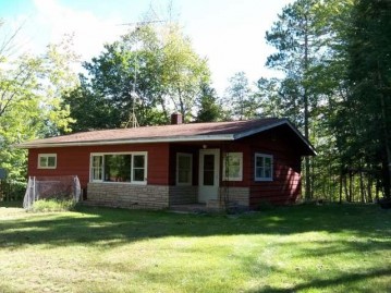 8075 Rainbow Rd, Lake Tomahawk, WI 54539