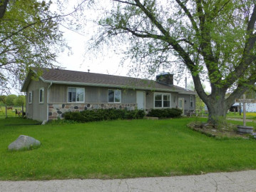 N6610 Dexter Rd, Hubbard, WI 53032-9717