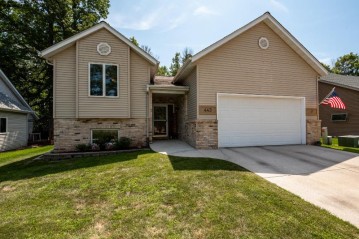 443 Park Place St, Kewaskum, WI 53040