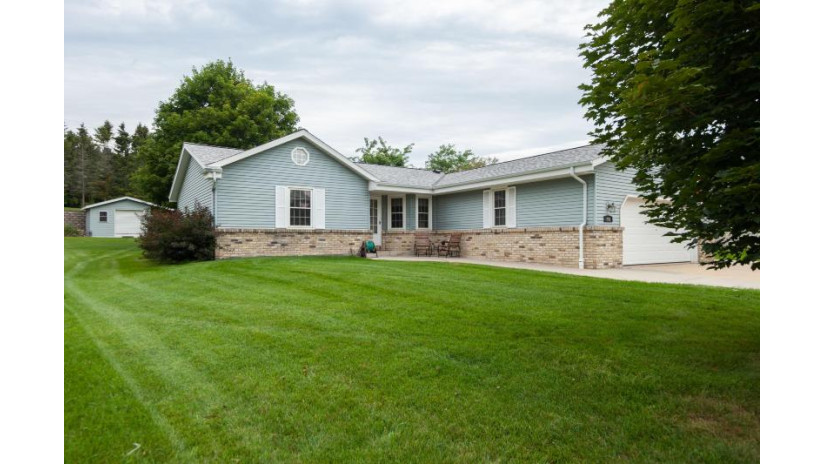 241 Fairview Ct Slinger, WI 53086 by Coldwell Banker Realty $294,900