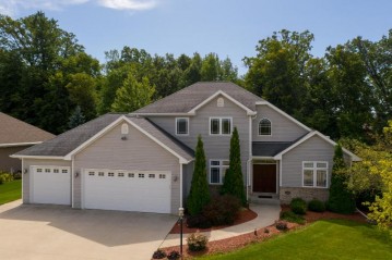 529 Oriole Ln, Howards Grove, WI 53083-1478