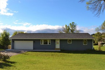 N4962 Briarcliffe Ct, Hamilton, WI 54669-9307