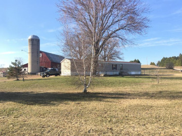 N9619 Hwy Xx Rd, Crivitz, WI 54177