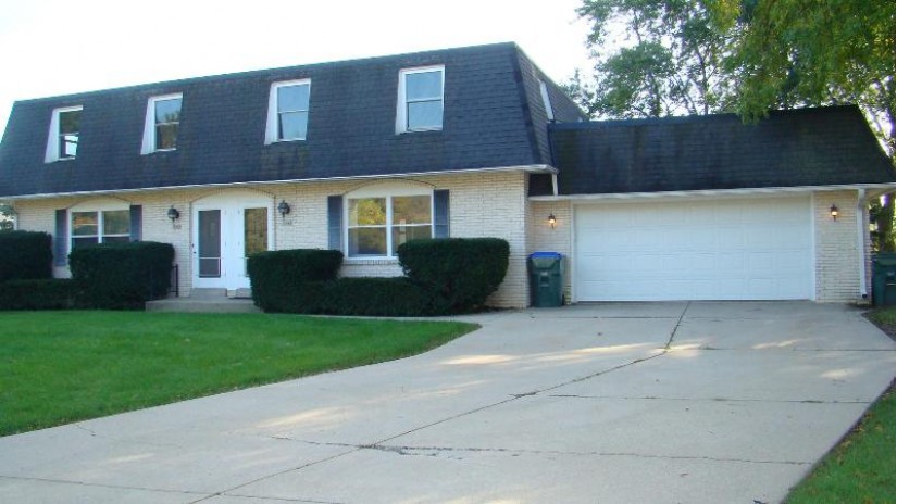 5545 Serrene Ct 5547 Greendale, WI 53129 by Fons Real Estate Services LLC $290,000