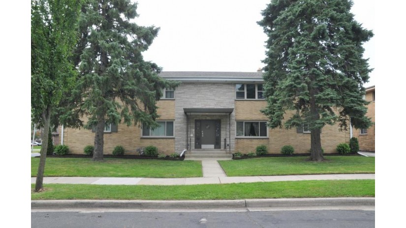 3007 W Iona Ter Milwaukee, WI 53221 by Anderson Real Estate Services $349,900