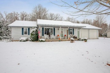 N8941 Wildflower Lane, Brillion, WI 54110-9134