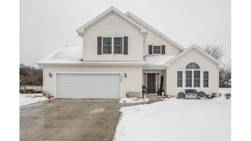 1752 Shumann Dr Union Grove, WI 53182 by Keller Williams Momentum $299,000