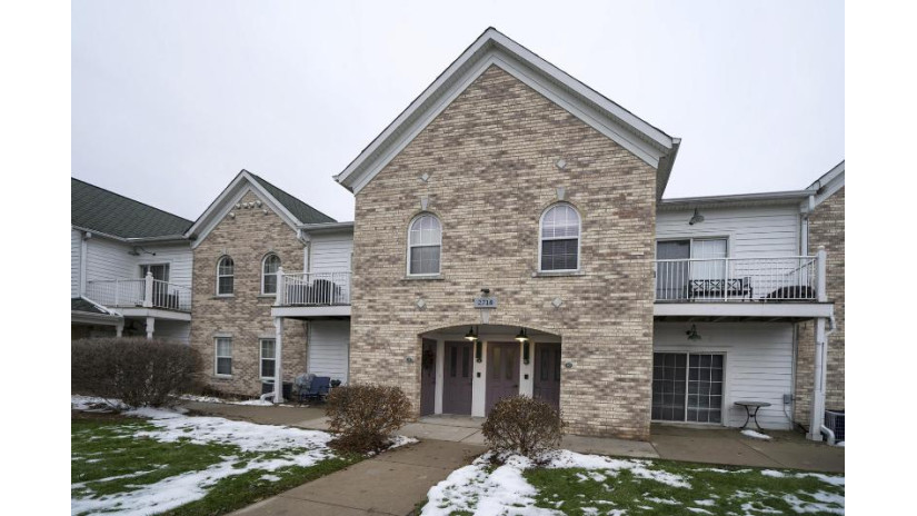 2718 Northview Rd 19 Waukesha, WI 53188 by First Weber Inc - Brookfield $124,900