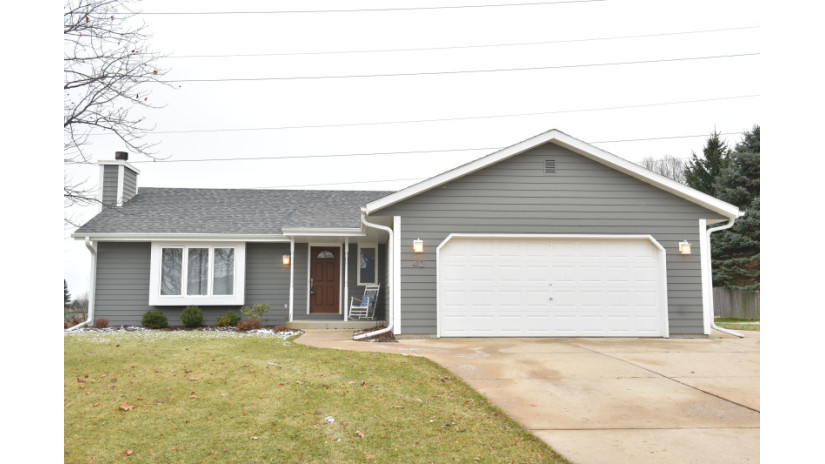 412 S Cottrell Dr Saukville, WI 53080 by Shorewest Realtors $269,900