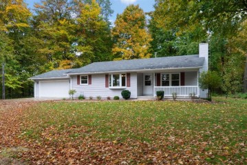 3643 Range Line Rd, Newton, WI 54220