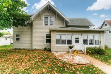 215 South Main Street, Elmwood, WI 54740