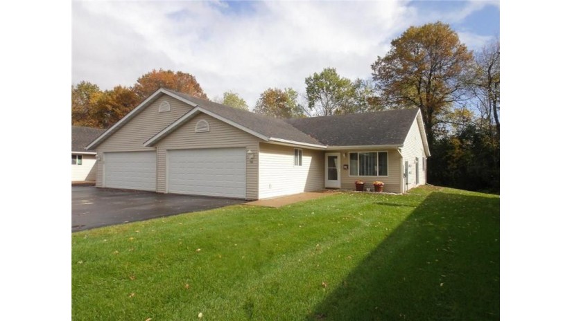 1171 Evergreen Lane Chippewa Falls, WI 54729 by Team Tiry Real Estate, Llc $130,000