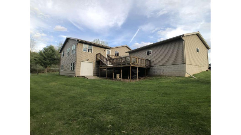 N6804 Sequoia Lane Green Valley, WI 54111 by Full House Realty, LLC $289,900