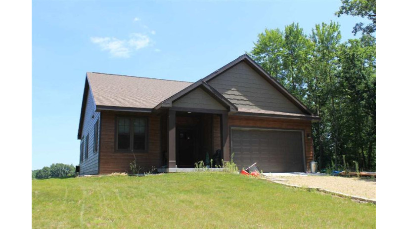 W7785 Hwy Yy Dakota, WI 54982 by Whitetail Properties Real Estate, LLC $1,099,000