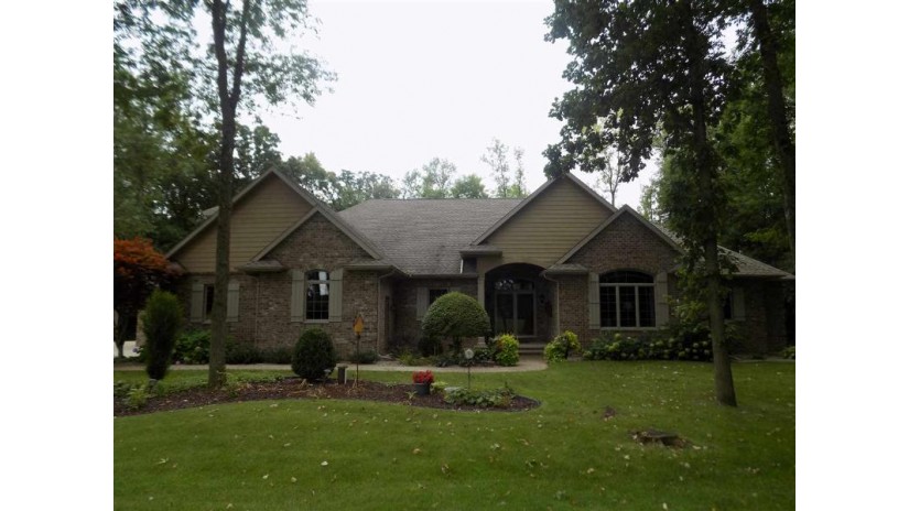5065 Indian Bend Road Oshkosh, WI 54904 by Standard Real Estate Services, LLC $549,000