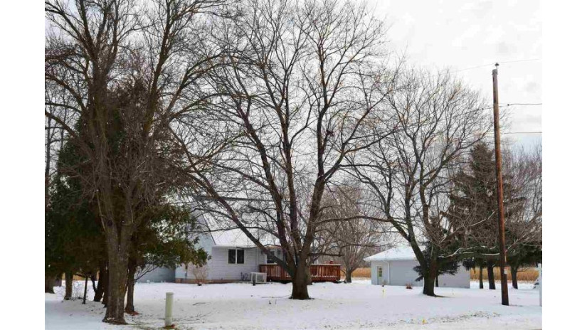 8340 Hwy 76 Clayton, WI 54956 by Coldwell Banker Real Estate Group $185,000