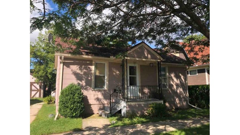 136 Amory Street Fond Du Lac, WI 54935 by RE/MAX Heritage $29,900