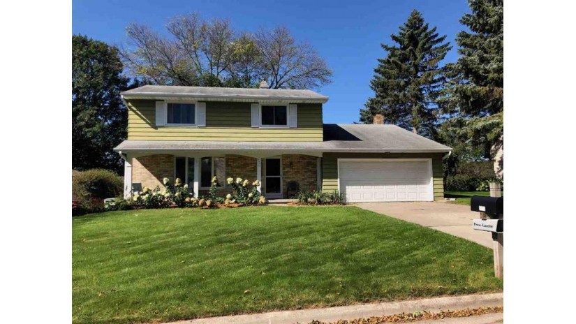 546 Tyrolian Drive Green Bay, WI 54302 by Coldwell Banker Real Estate Group $184,900