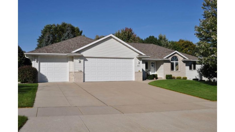 3180 Devroy Lane Howard, WI 54313 by Kitslaar Real Estate $289,900