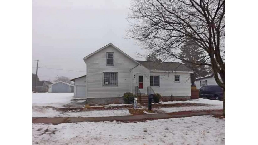 1010 Walnut Street Marinette, WI 54143 by BayView Real Estate $49,900